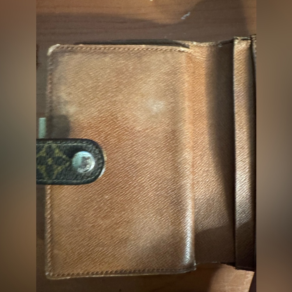 Authentic Louis Vuitton Brown and Gold Monogram Wallet - Picture 11 of 16
